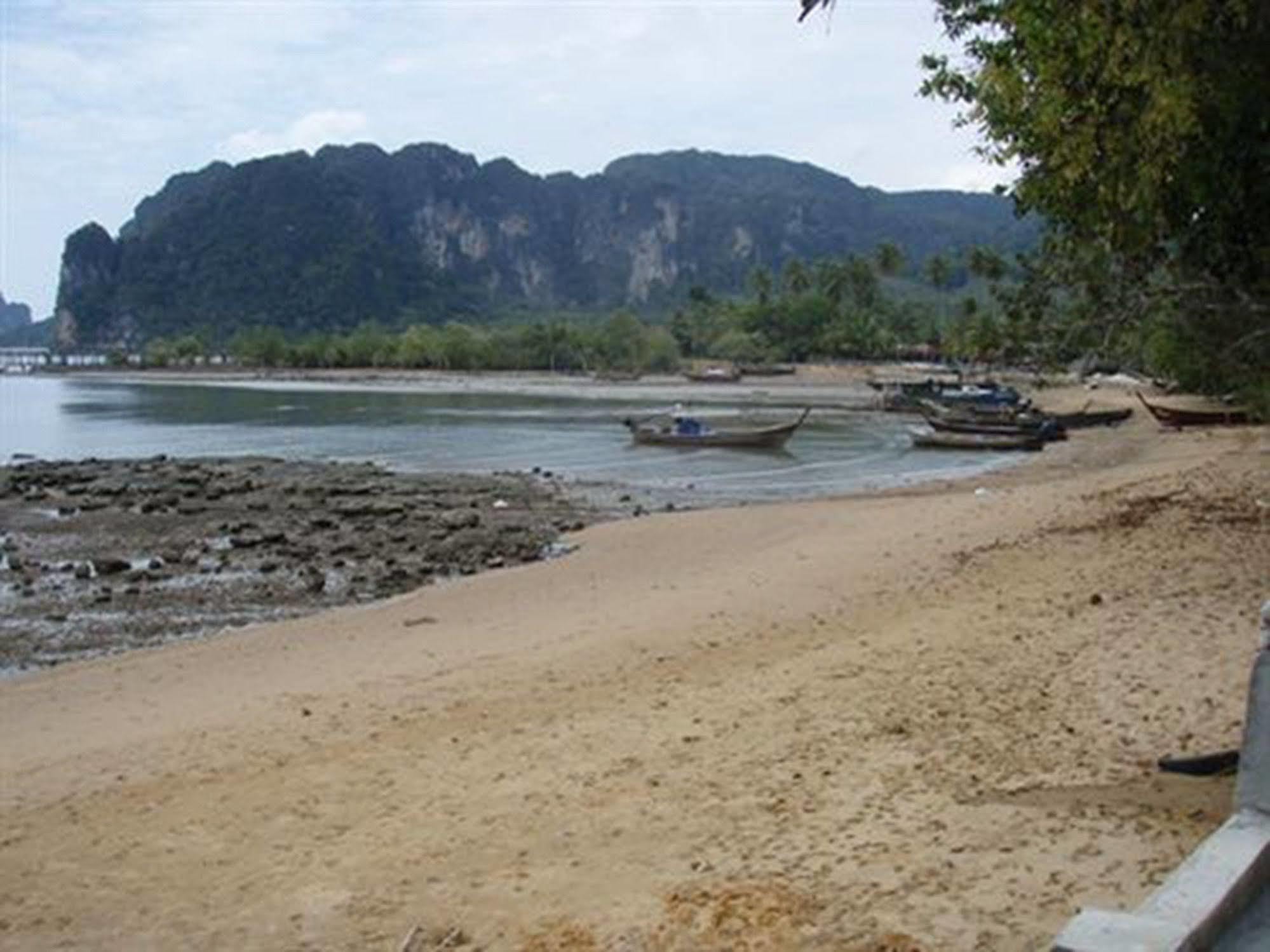 Krabi Tropical Beach Resort Ao Nang Exterior photo