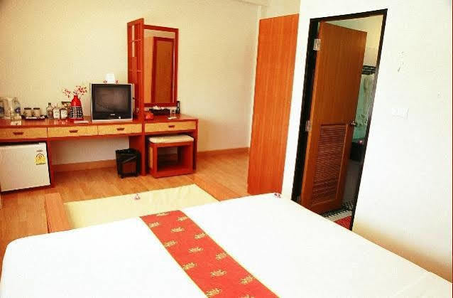 Krabi Tropical Beach Resort Ao Nang Room photo